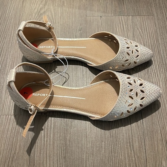 Report Reisling Champagne Ankle Strap Shoes NEW - Picture 4 of 7